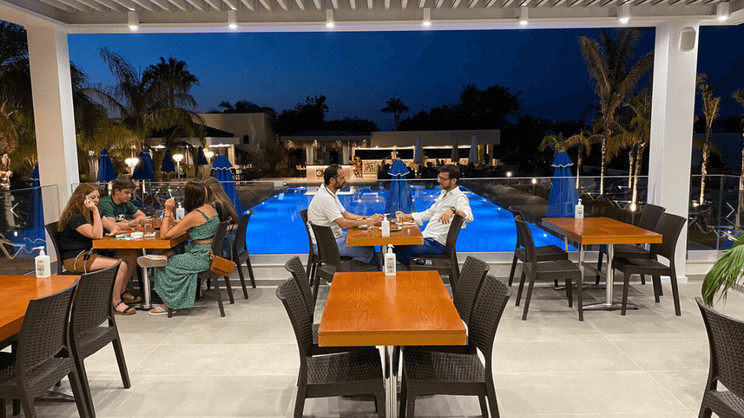 Kyknos COOEE Beach Hotel & Bungalows